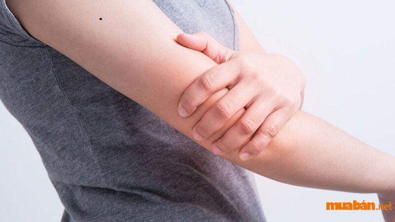 Ý nghĩa nốt ruồi ở bắp tay là gì?